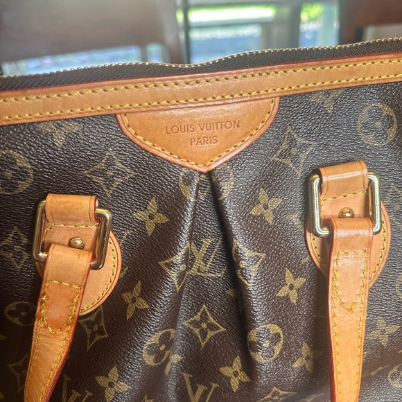 Authentic Louis Vuitton Palermo bag. - Picture 3 of 12
